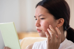 Irregular Periods? Acne? 7 Symptoms of Hormonal Imbalance and Solutions